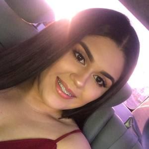 Meet your Posher, Leslie